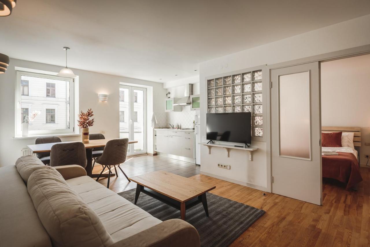 Harmony - Residences Of Pulkveza Brieza Street Next To Silent Center Appartamento Riga